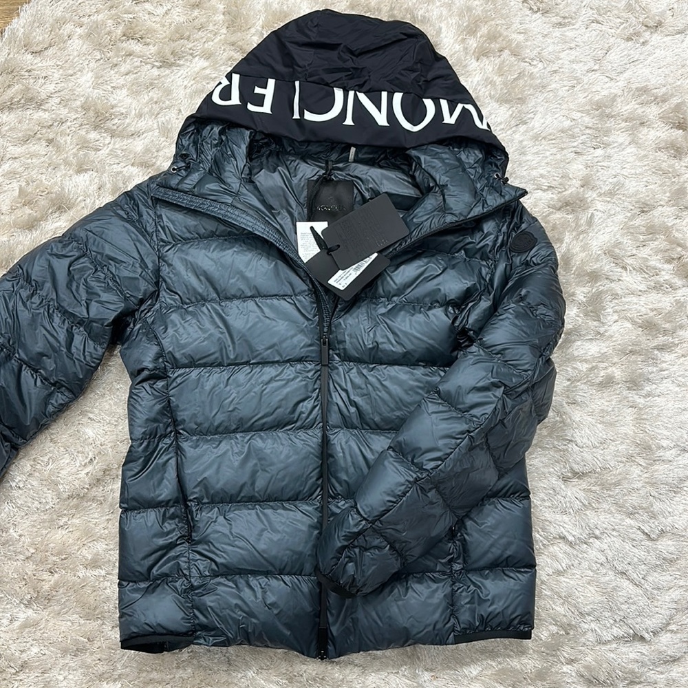 NWT MONCLER MEDIUM BLUE Sz 3 Jacket